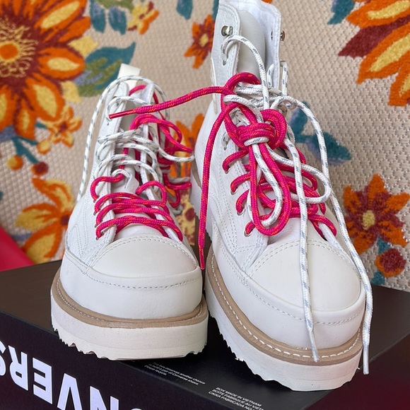 Converse 173212C
CHUCK TAYLOR CRAFTED BOOT HI
EGRET/NATURAL IVORY/PRIME PNK
WMNS - Picture 7 of 16